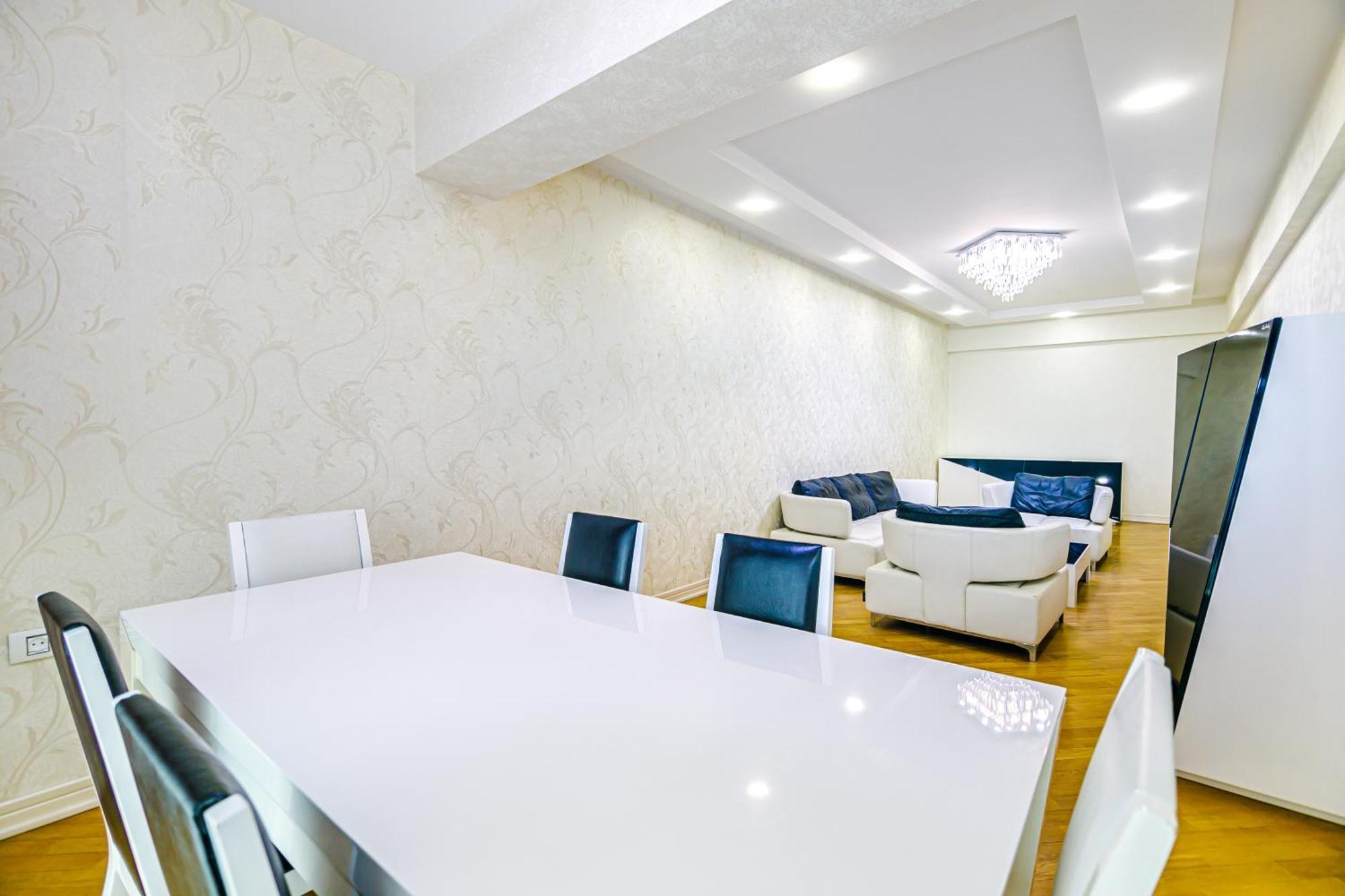Park Azure Vip Apartment By Baku Housing Exterior photo